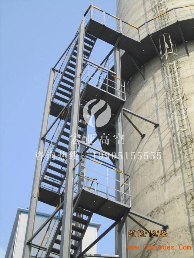 烟气检测钢梯安装